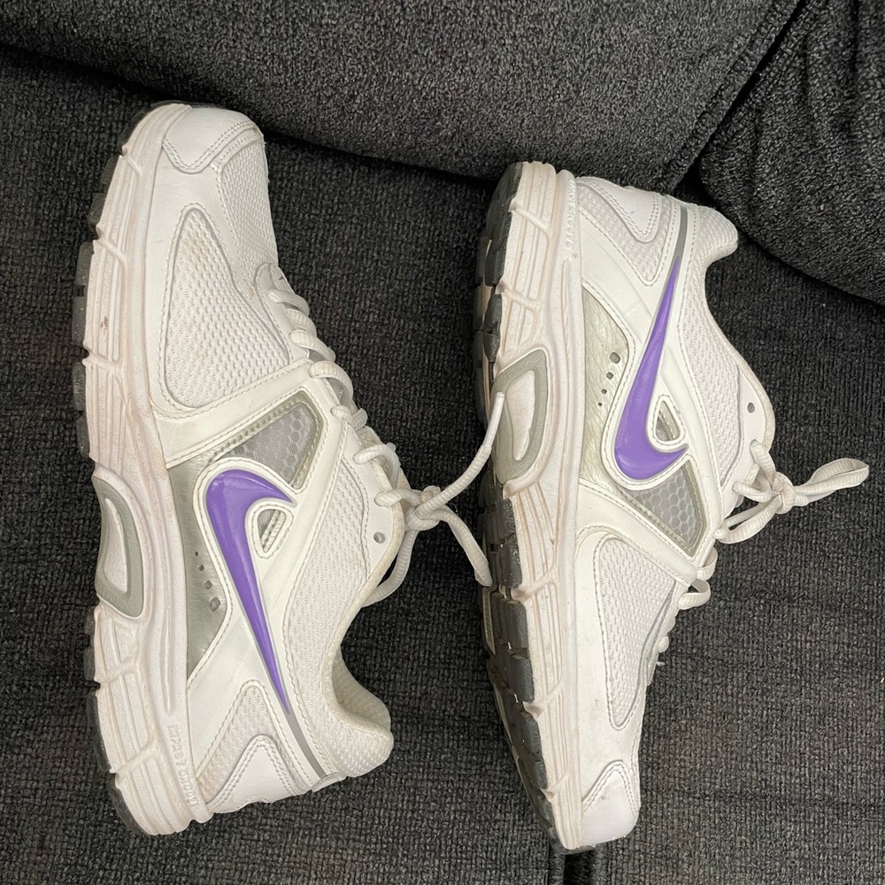 Women's Nike Dart 9